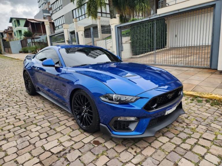 FORD - MUSTANG - 2018/2018 - Azul - R$ 385.000,00